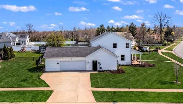 $497,500 | 410 West Sangamon Street, Fisher, IL 61843