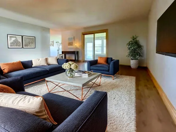 $497,500 | 410 West Sangamon Street, Fisher, IL 61843