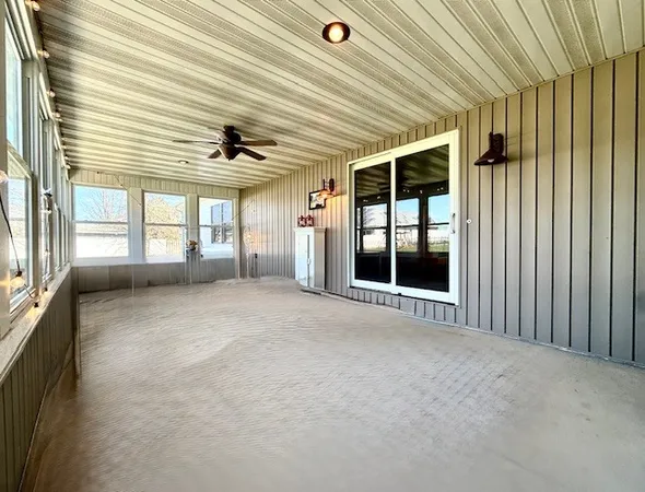 $497,500 | 410 West Sangamon Street, Fisher, IL 61843