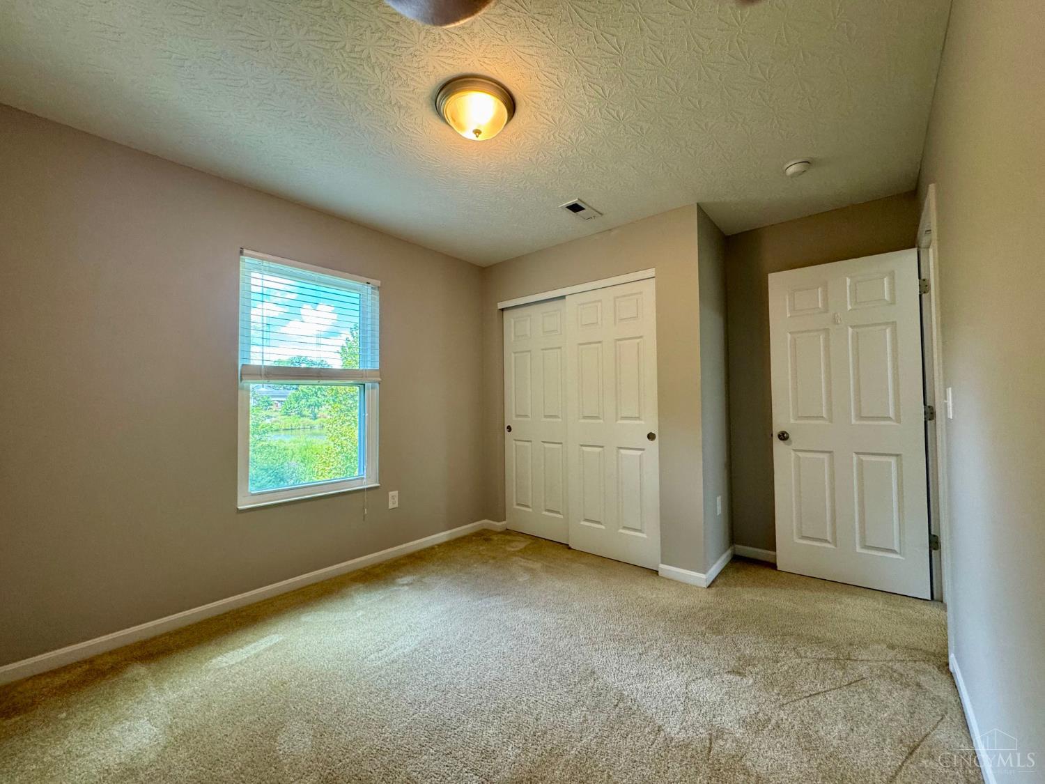 7448 Locust View Lane Cincinnati, OH 45239 - Photo 30 of 44