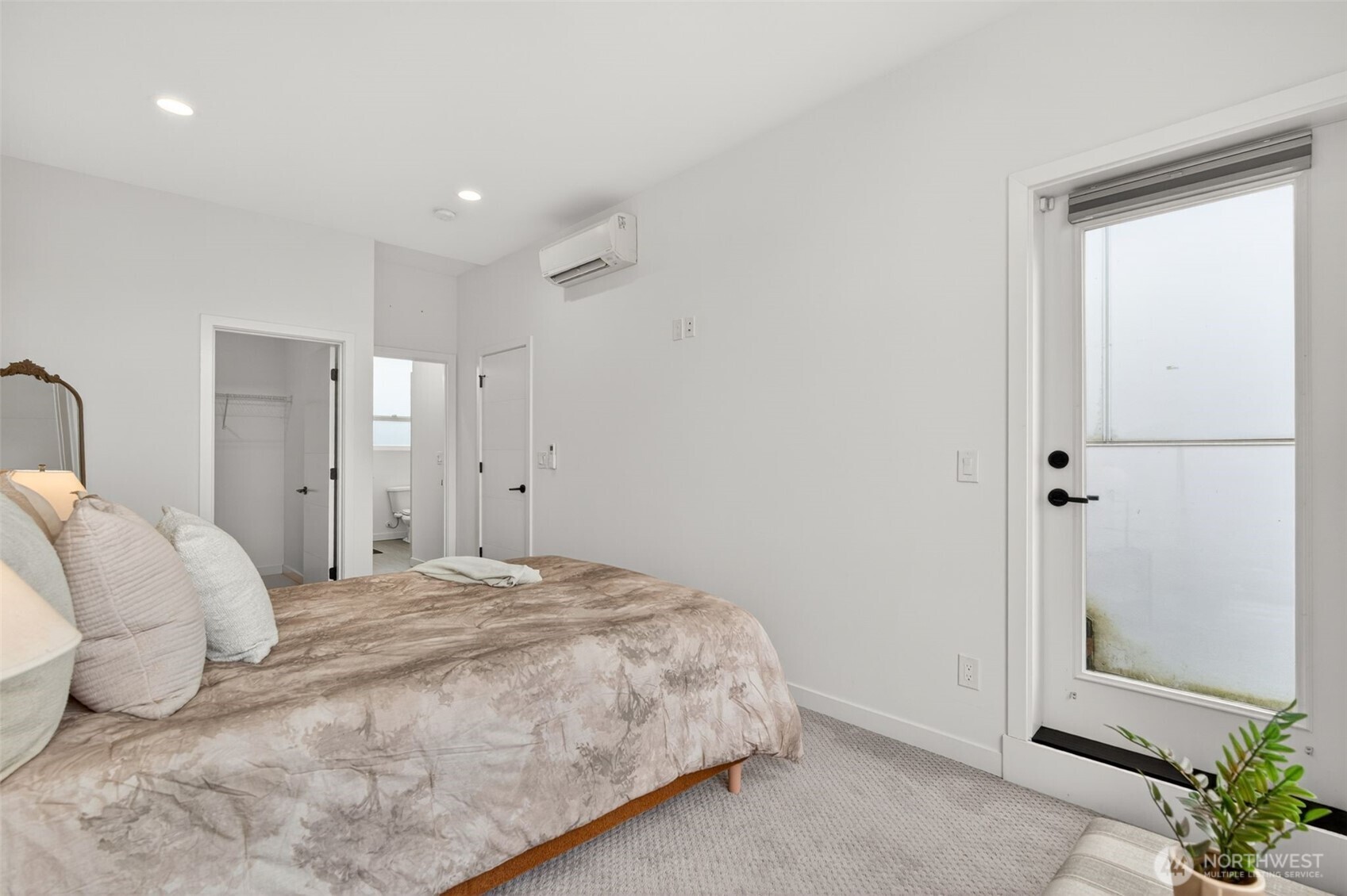 945 Northwest 56th Street Seattle, WA 98107 - Photo 17 of 22