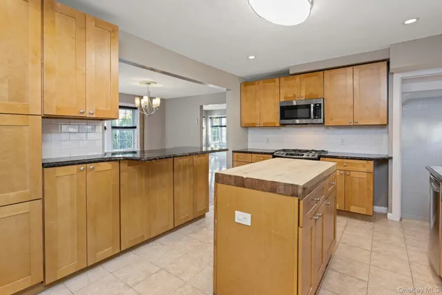 $7,050 | 164 Nelson Road, Scarsdale, NY 10583