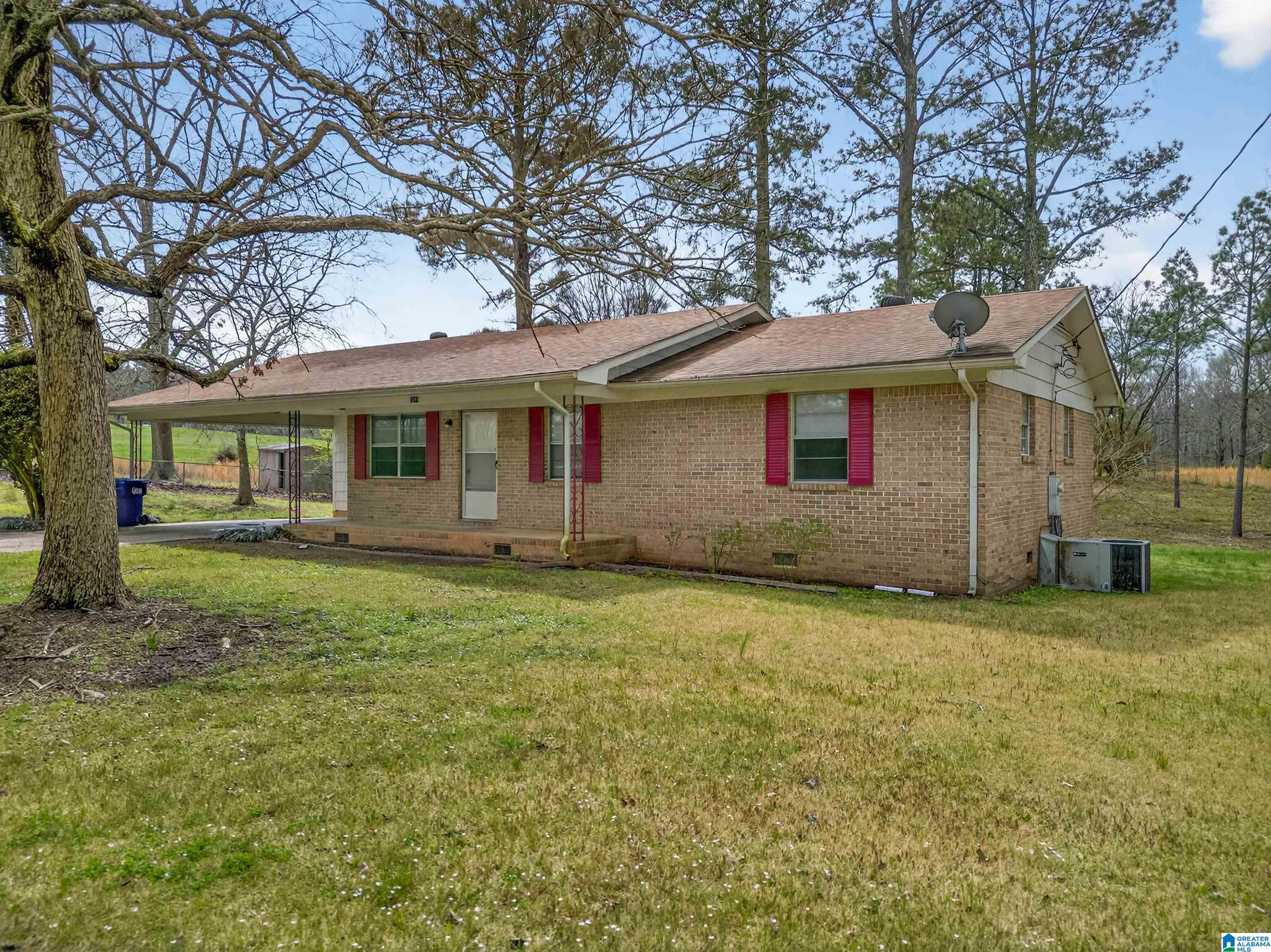 2317 Glenvale Road Jacksonville, AL 36265 - Photo 2 of 26 Gallery Image 2