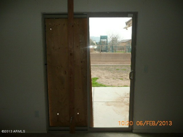 3229 West Alta Vista Road Phoenix, AZ 85041 - Photo 11 of 21 P1660633