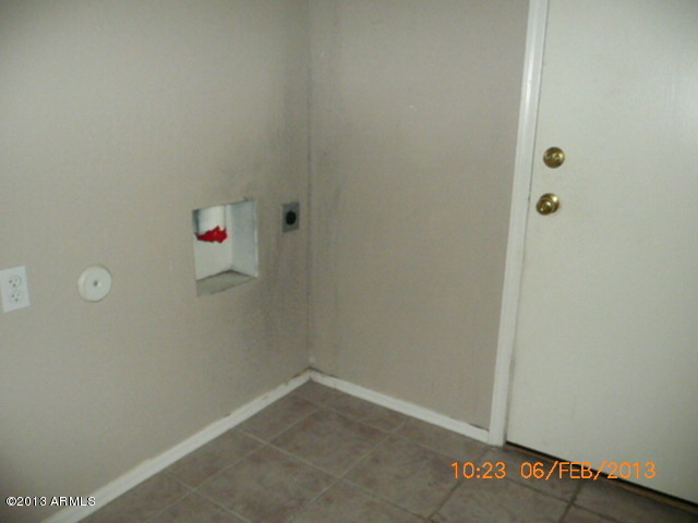 3229 West Alta Vista Road Phoenix, AZ 85041 - Photo 17 of 21 P1660653