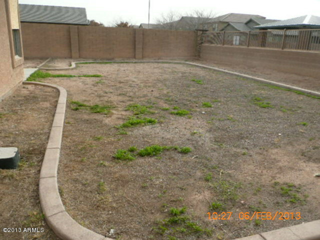 3229 West Alta Vista Road Phoenix, AZ 85041 - Photo 19 of 21 P1660664