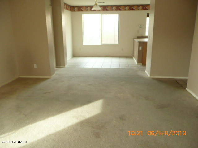 3229 West Alta Vista Road Phoenix, AZ 85041 - Photo 2 of 21 P1660634