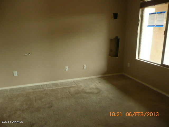 3229 West Alta Vista Road Phoenix, AZ 85041 - Photo 3 of 21 P1660635