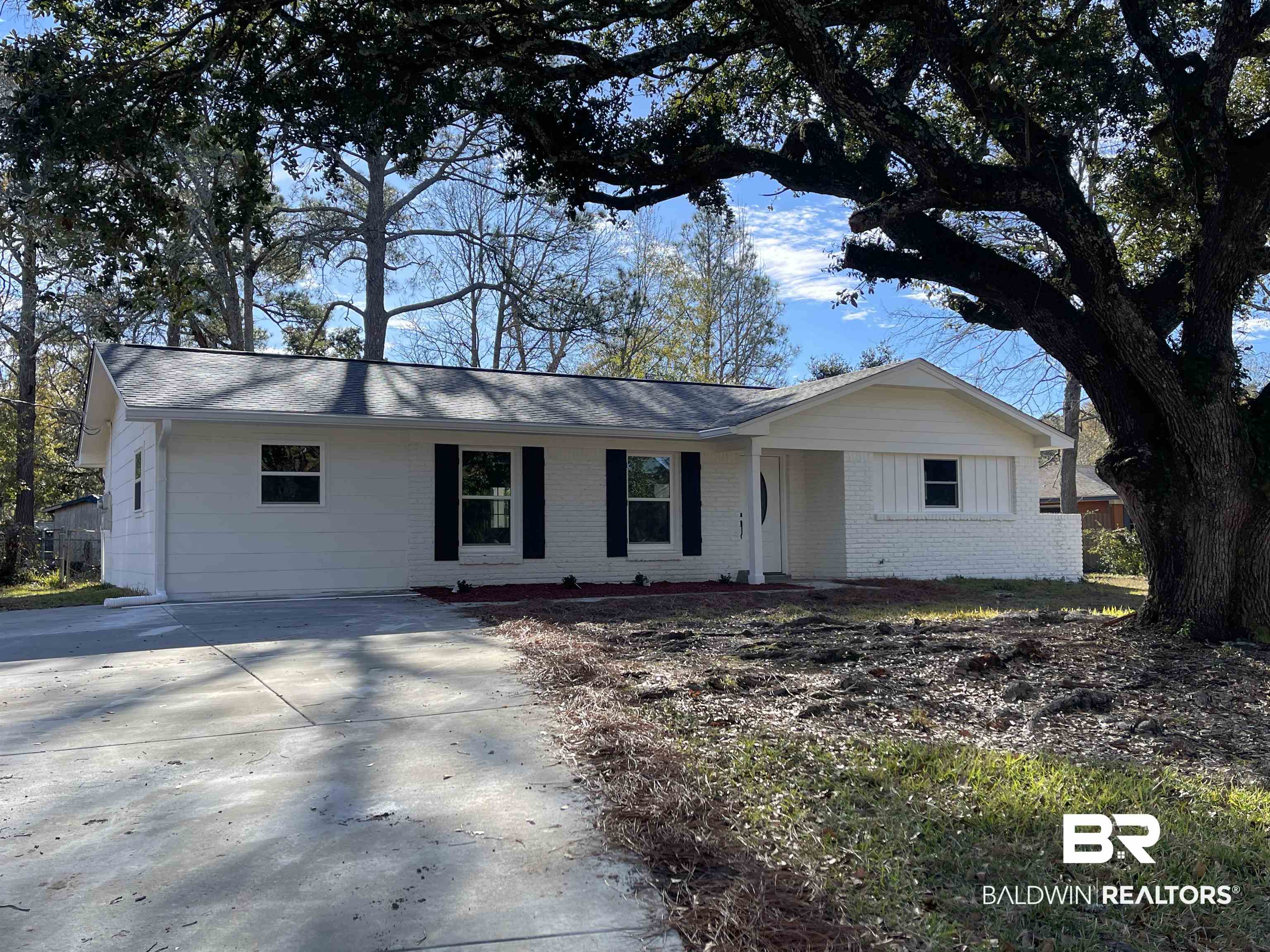 3901 Prima Vera Lane Mobile, AL 36605 - Photo 1 of 15 View of single story home