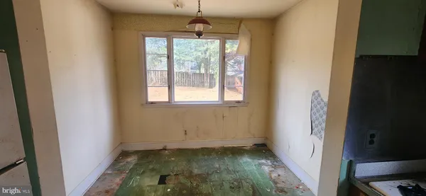 $200,000 | 820 Cedarcroft Road, Baltimore, MD 21212