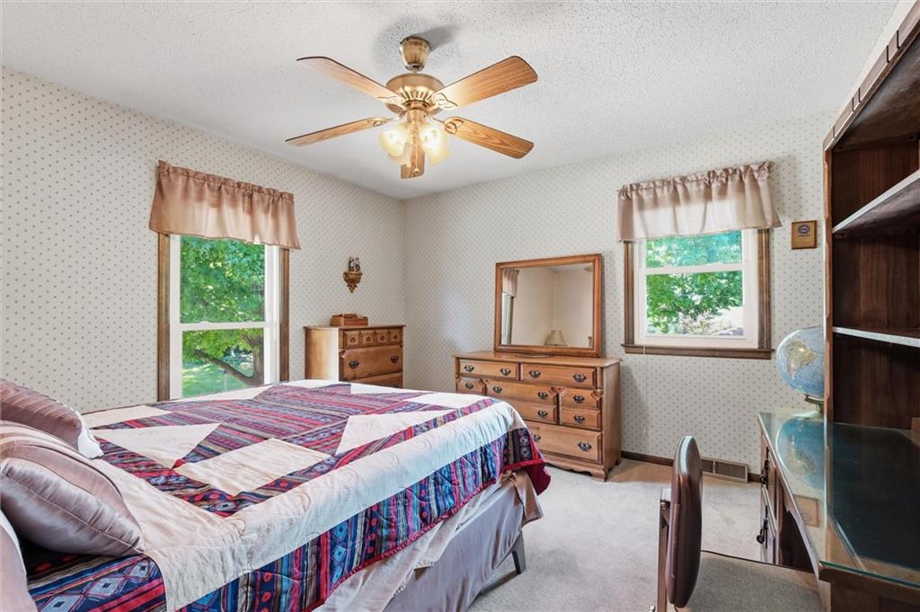 2728 Queen Ridge Drive Independence, MO 64055 - Photo 19 of 36