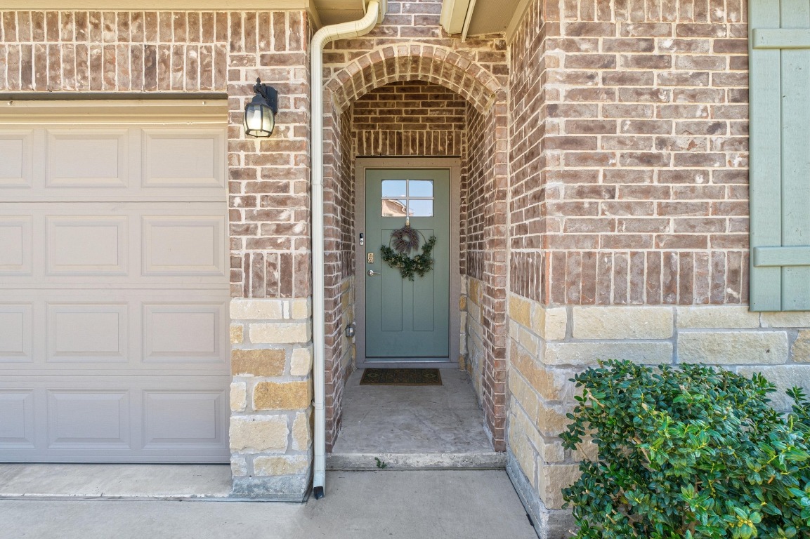 10509 Defender Trail Austin, TX 78754 - Photo 4 of 37 a view of front door of house with a entrance