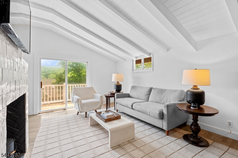 106 Seneca Lake Road Sparta, NJ 07871 - Photo 6 of 24
