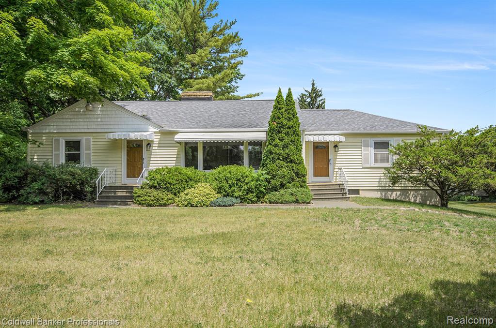 2740 Judah Road Lake Orion, MI 48359 - Photo 1 of 33