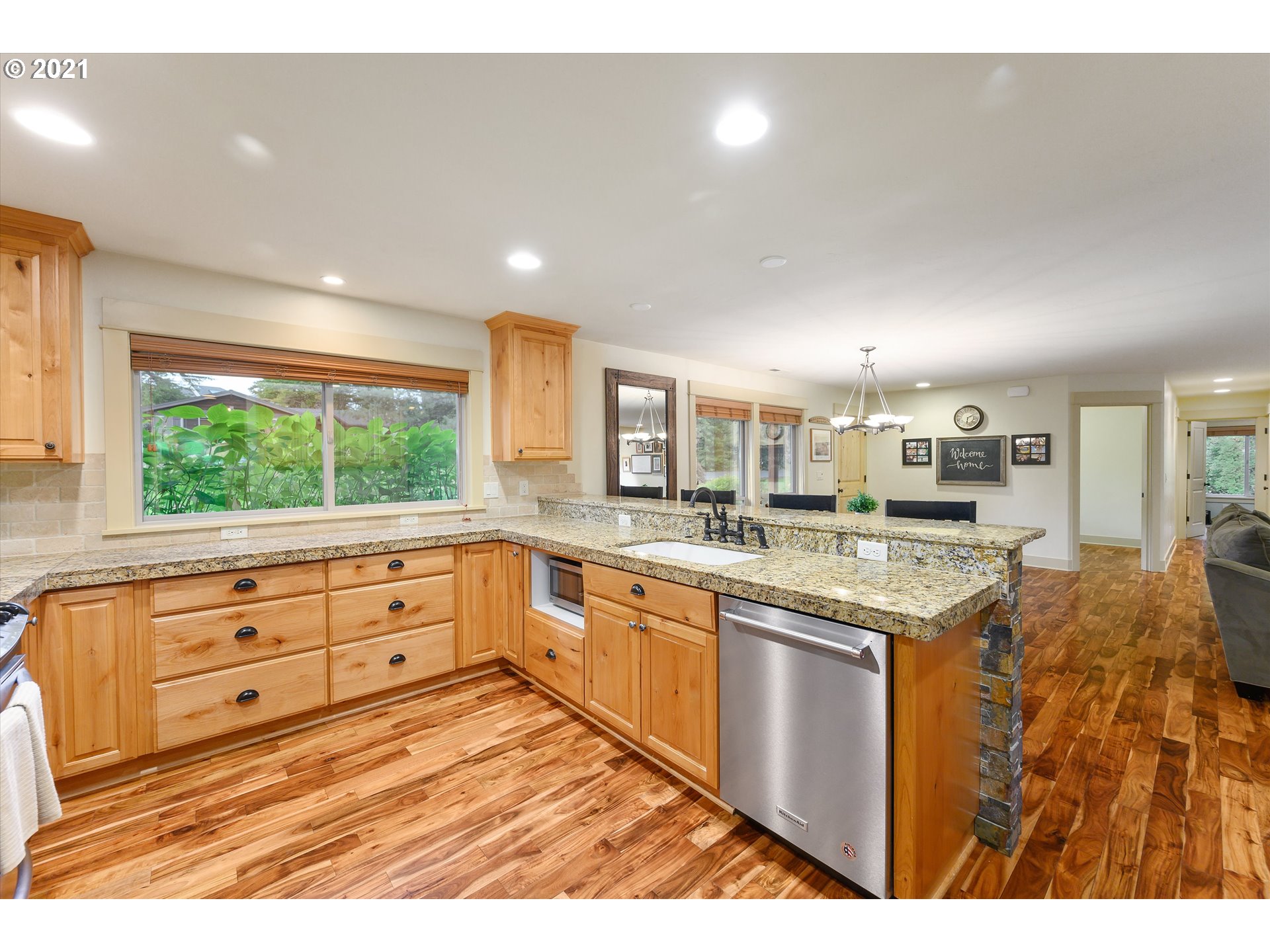13150 Southwest Davies Road Beaverton, OR 97008 - Photo 14 of 32 Gallery Image 14