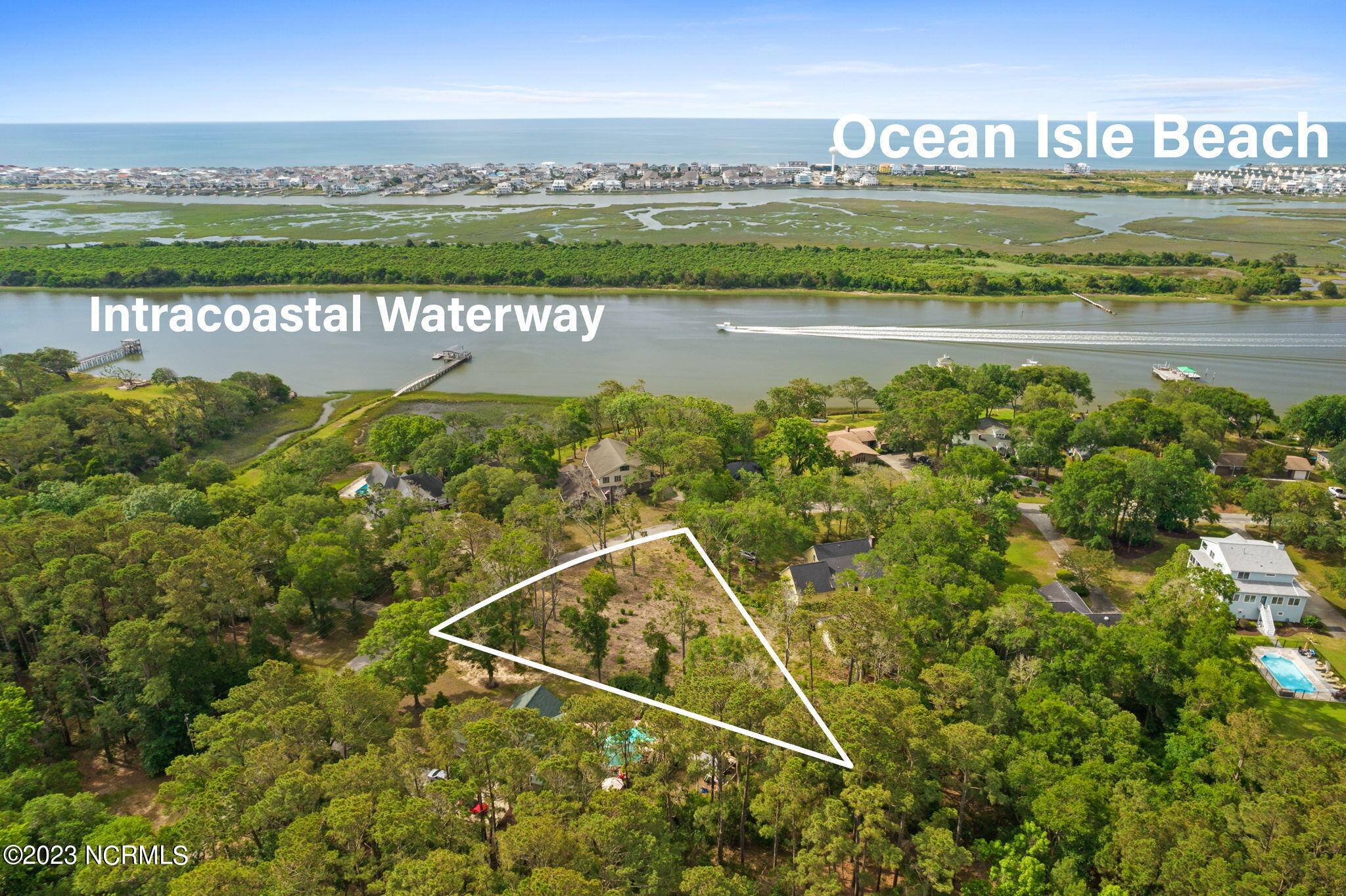 6702 Roberta Road Southwest Ocean Isle Beach, NC 28469 - Photo 3 of 21 close to everthing