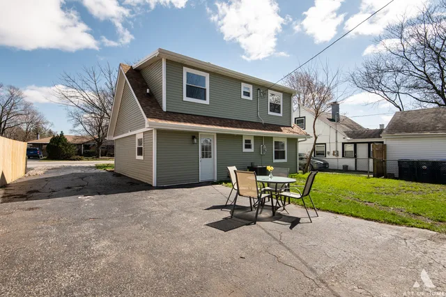 $349,000 | 11334 South Nashville Avenue, Worth, IL 60482