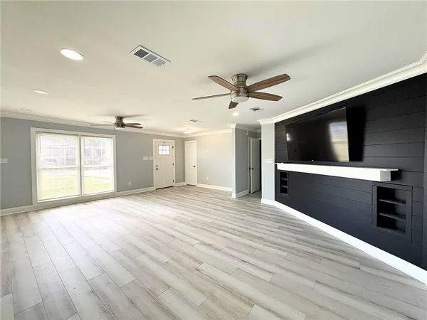 $240,000 | 3712 Melissa Drive, Harvey, LA 70058