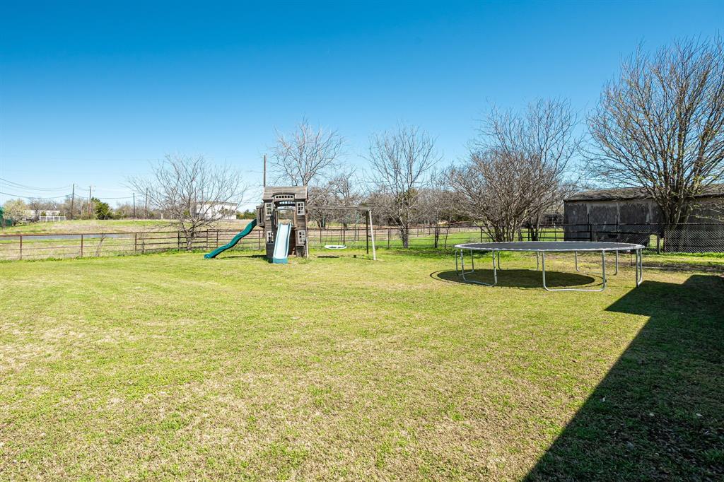 1673 Roadrunner Road Anna, TX 75409 - Photo 15 of 40