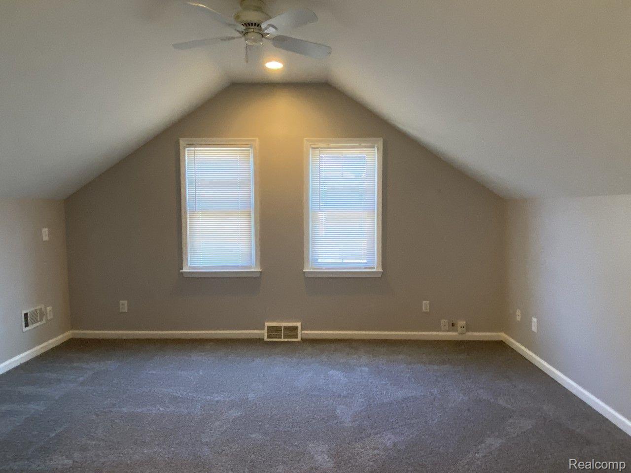 2247 Hawthorne Road Harper Woods, MI 48225 - Photo 11 of 20 Main Bedroom Area