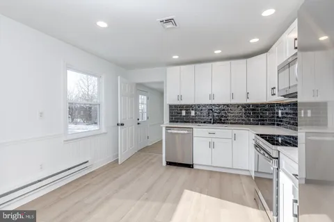 $315,000 | 105 Huntington Drive, Southampton, NJ 08088