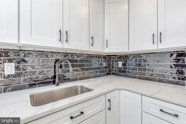 $315,000 | 105 Huntington Drive, Southampton, NJ 08088