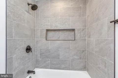 $315,000 | 105 Huntington Drive, Southampton, NJ 08088