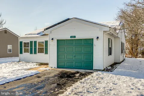 $315,000 | 105 Huntington Drive, Southampton, NJ 08088