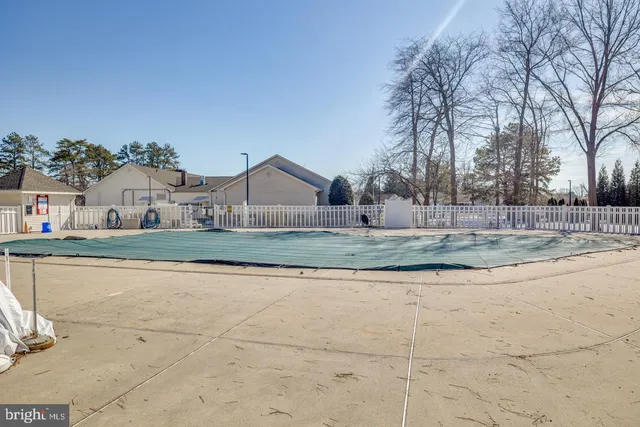 $315,000 | 105 Huntington Drive, Southampton, NJ 08088