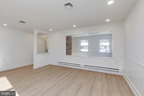 $315,000 | 105 Huntington Drive, Southampton, NJ 08088