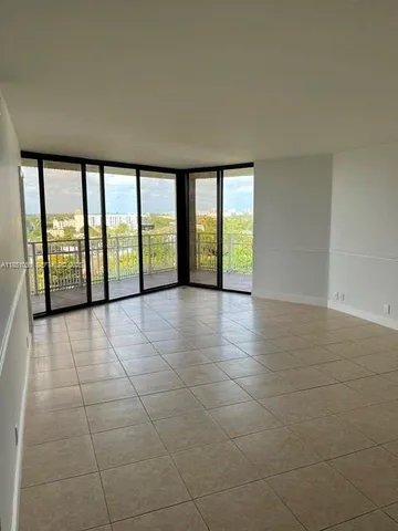 $3,550 | 2000 Towerside Terrace, Unit 1203, Miami, FL 33138