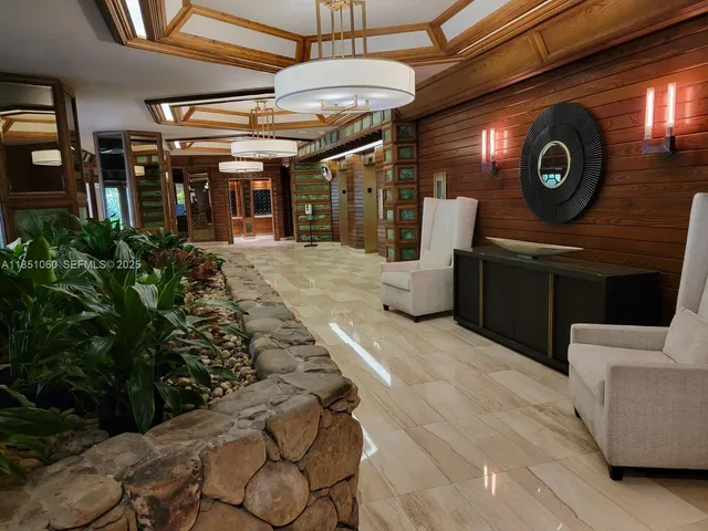 $3,550 | 2000 Towerside Terrace, Unit 1203, Miami, FL 33138