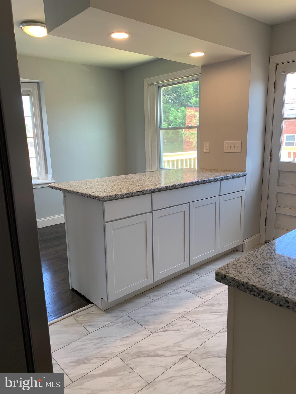 955 Middlesex Road Baltimore, MD 21221 - Photo 6 of 19