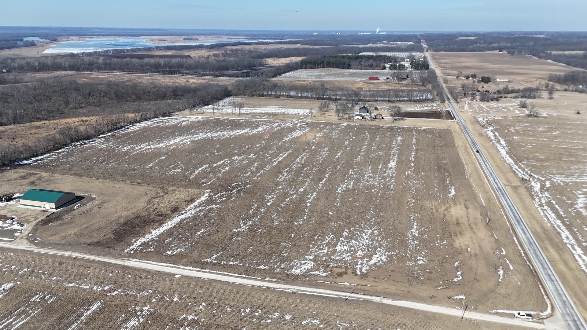 0 26th Highway Hennepin, IL 61327 - Photo 11 of 16 a view of parking space
