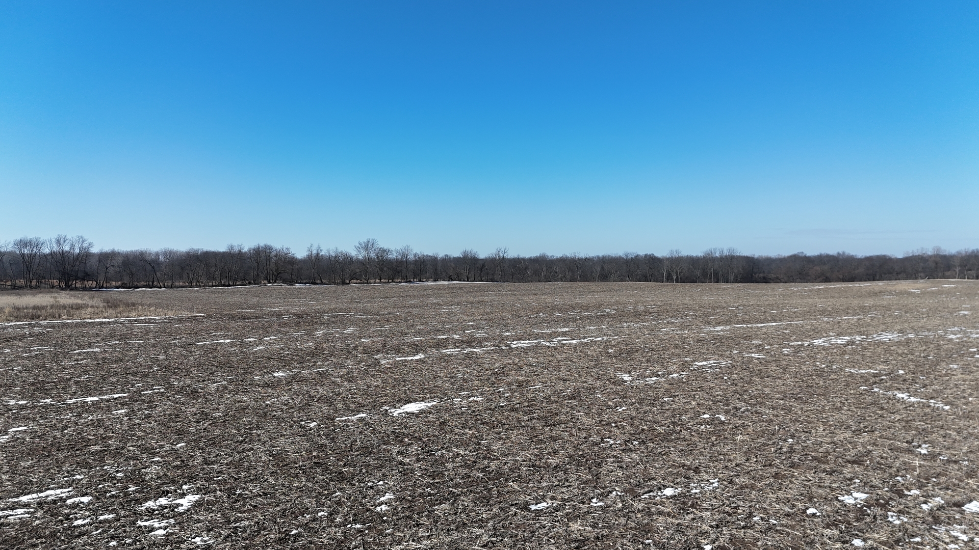 0 26th Highway Hennepin, IL 61327 - Photo 13 of 16 a view of lake with mountain in the back
