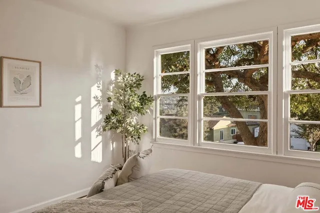 $1,049,000 | 3887 Aguilar Street, Los Angeles, CA 90065