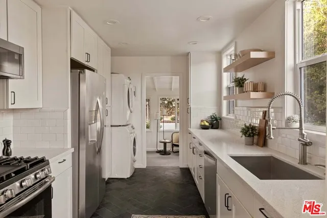 $1,049,000 | 3887 Aguilar Street, Los Angeles, CA 90065