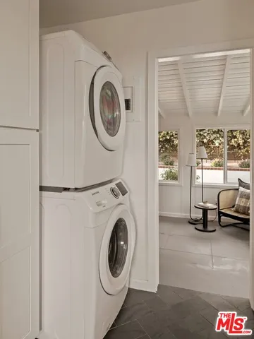 $1,049,000 | 3887 Aguilar Street, Los Angeles, CA 90065