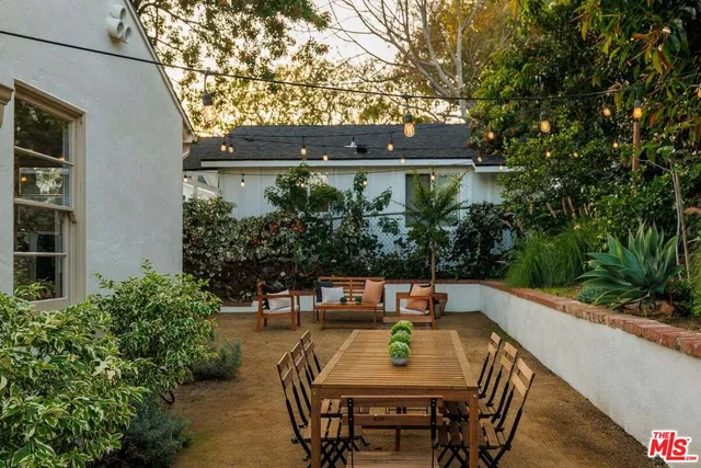 $1,049,000 | 3887 Aguilar Street, Los Angeles, CA 90065