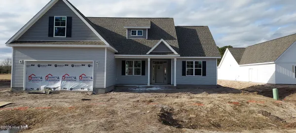 $402,000 | 117 Rolling Water Lane, Swansboro, NC 28584