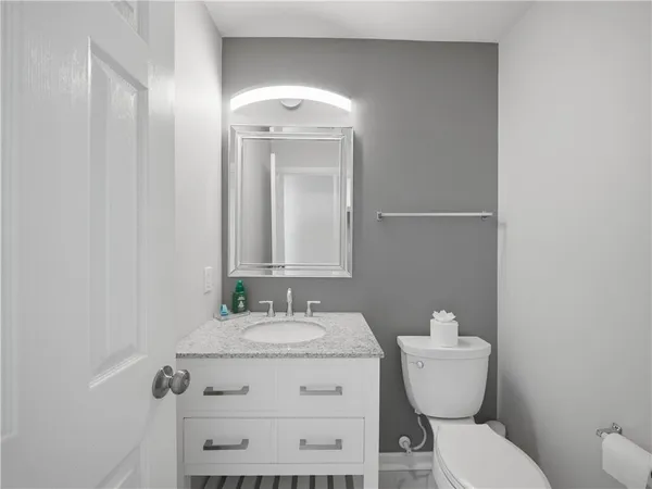 $275,000 | 3204 Canterbury Drive, Imperial, PA 15126