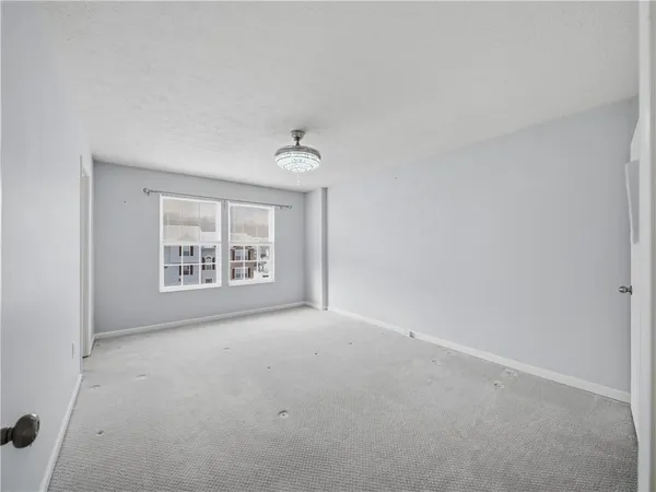 $275,000 | 3204 Canterbury Drive, Imperial, PA 15126