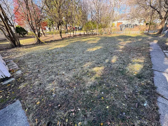 $130,000 | 1315 Williamsburg Drive, Champaign, IL 61821