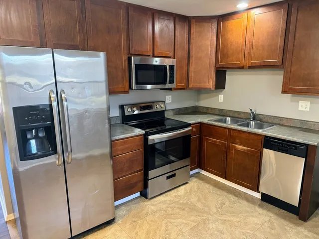 $130,000 | 1315 Williamsburg Drive, Champaign, IL 61821