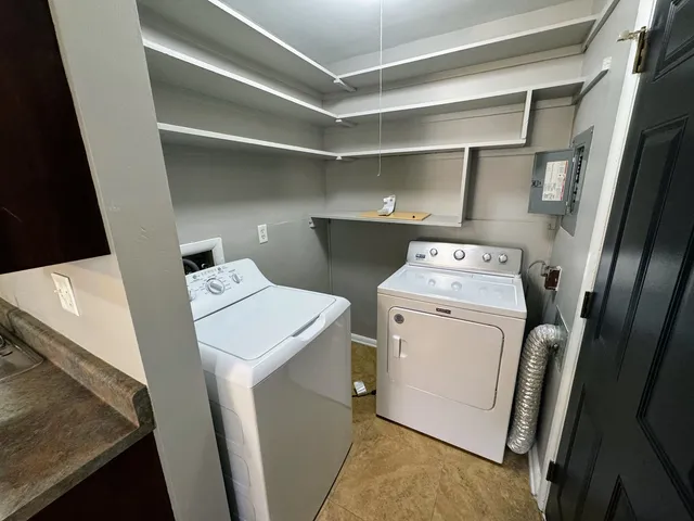 $130,000 | 1315 Williamsburg Drive, Champaign, IL 61821