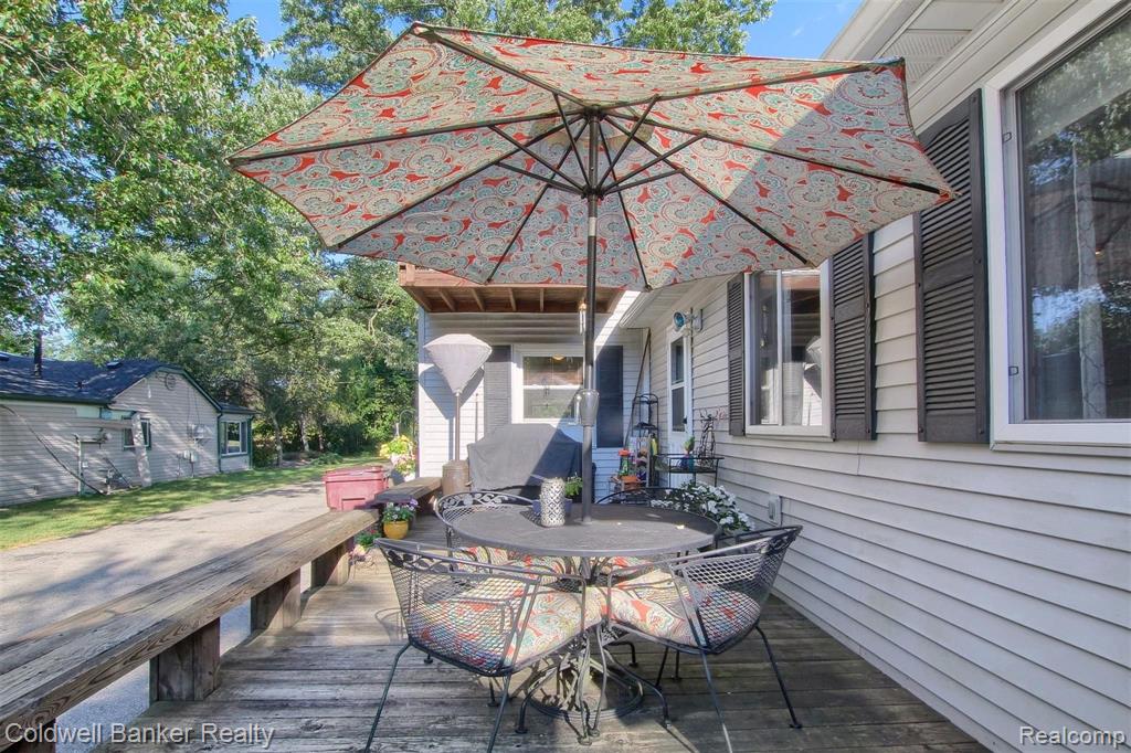 13646 Hoeft Road Belleville, MI 48111 - Photo 29 of 34