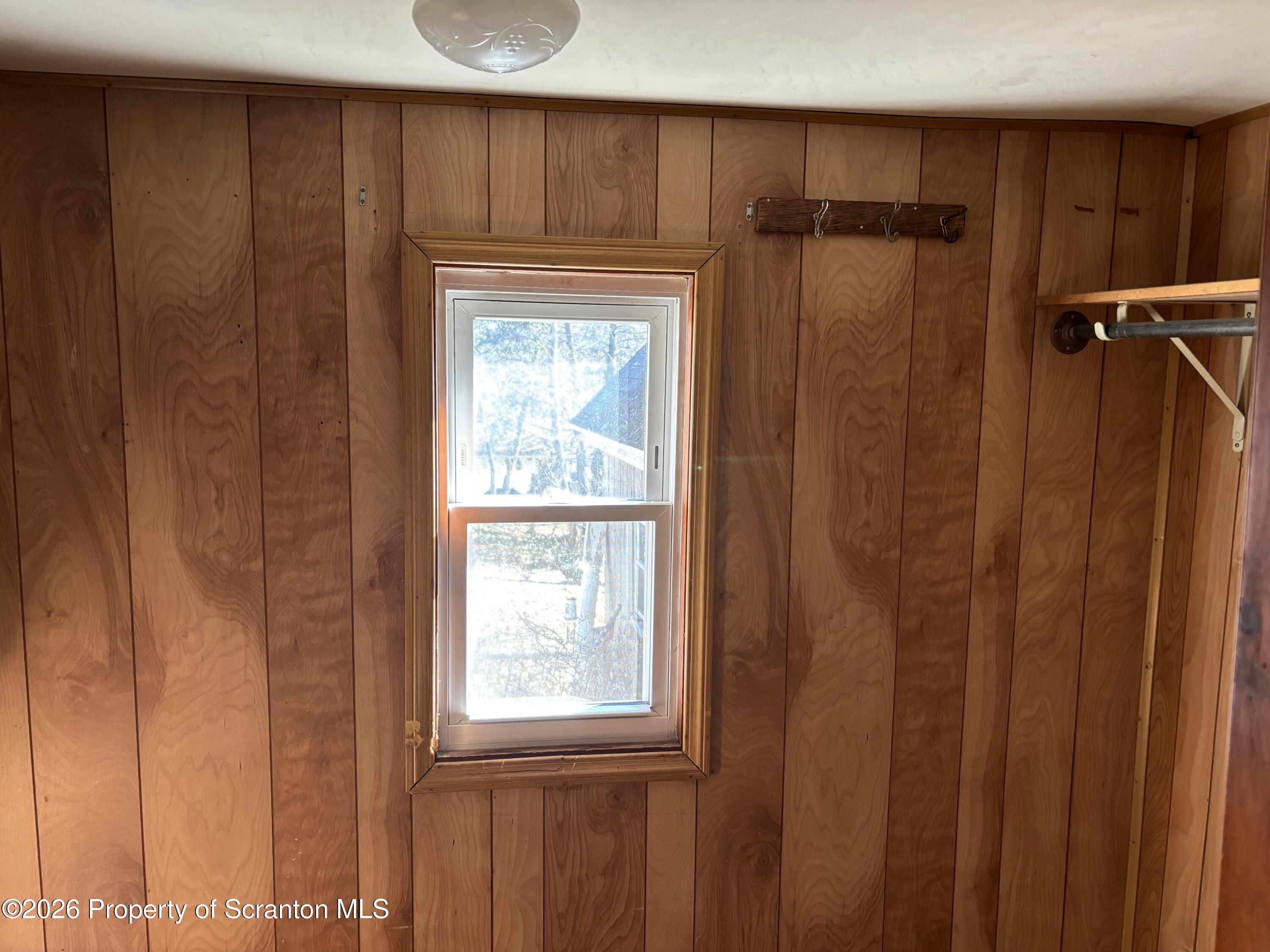 146 6th Street Blakely, PA 18447 - Photo 11 of 24