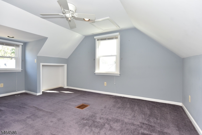 39-10 Jasper Road Fair Lawn, NJ 07410 - Photo 16 of 31 Gallery Image 16
