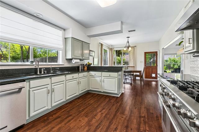 892 Cross Gates Boulevard Slidell, LA 70461 - Photo 11 of 28