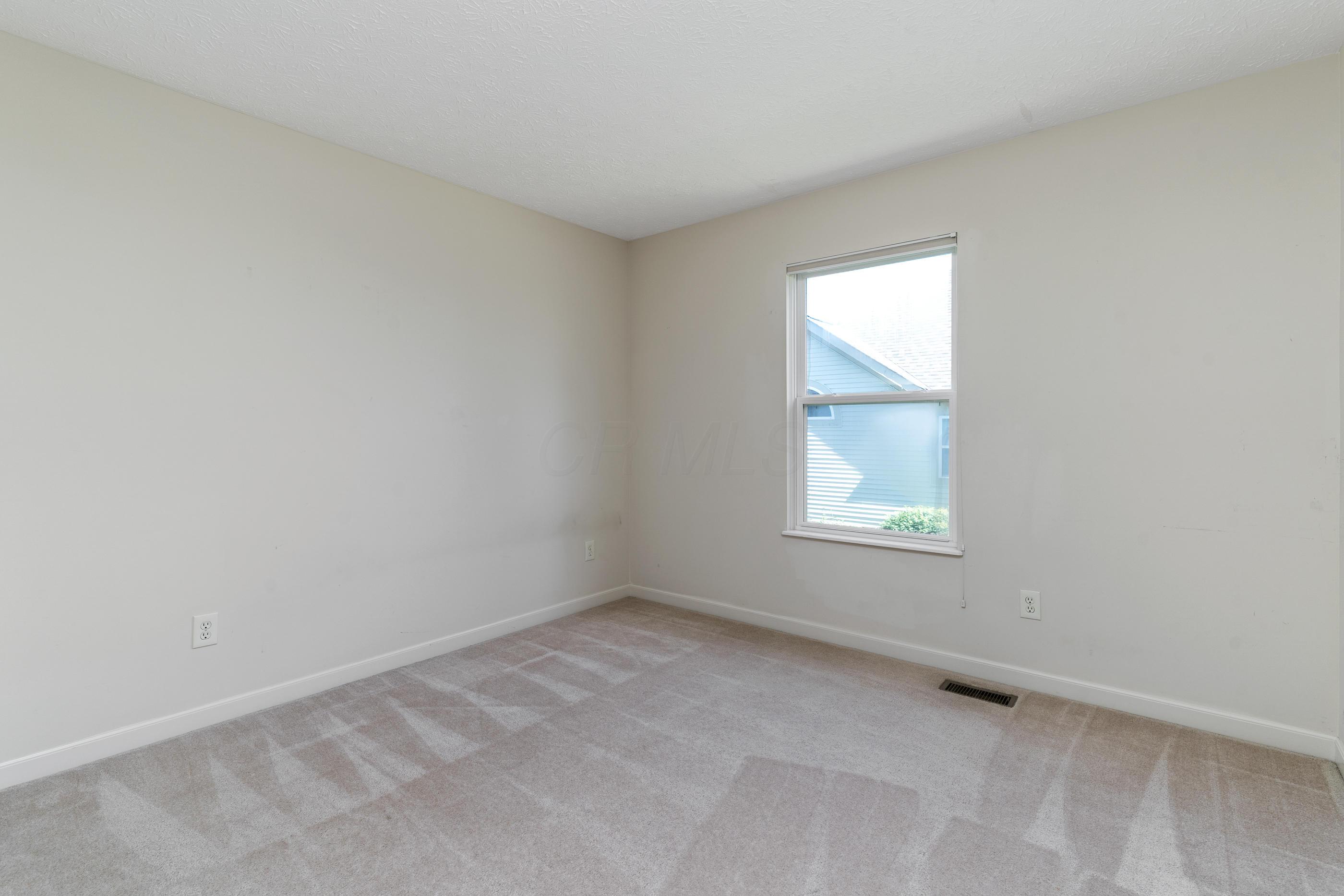2433 Roe Drive Lewis Center, OH 43035 - Photo 25 of 47 Gallery Image 25